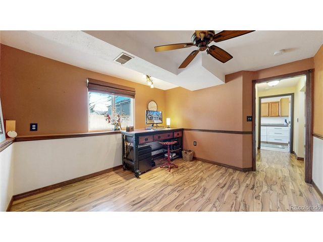 160 S Amherst St, Castle Rock, CO 80104