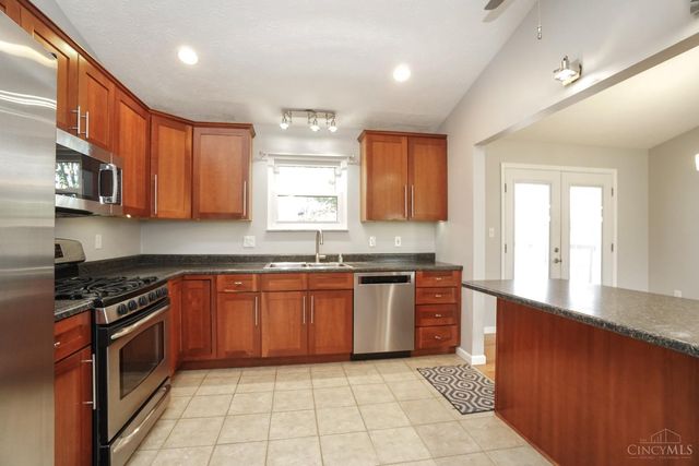 7460 Princess Court, West Chester, OH 45069