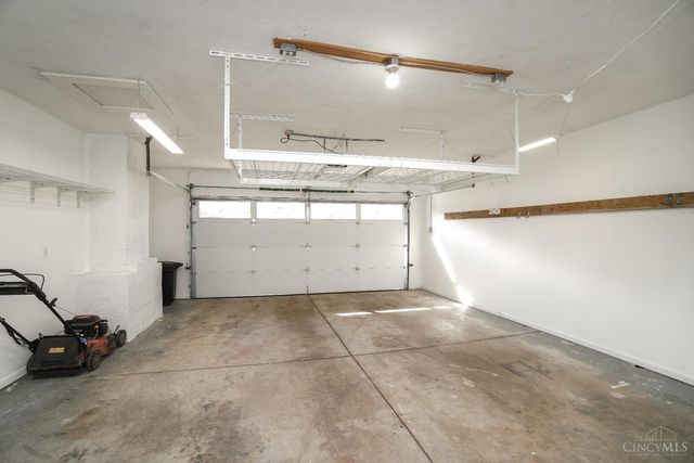 7460 Princess Court, West Chester, OH 45069