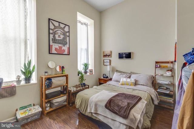 1631 W GIRARD AVE, Philadelphia, PA 19130