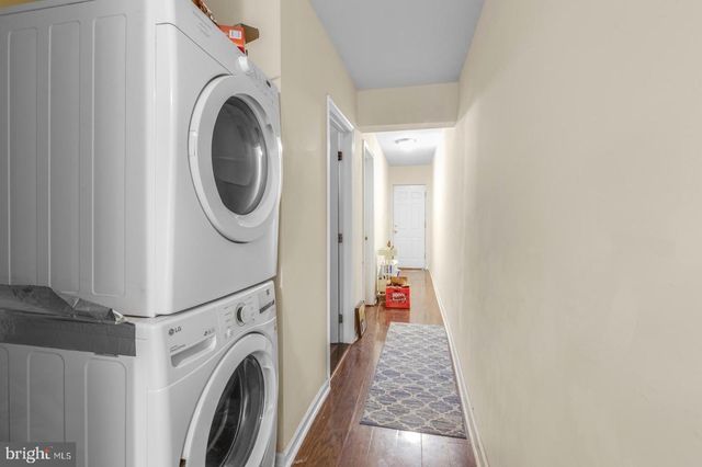 1631 W GIRARD AVE, Philadelphia, PA 19130