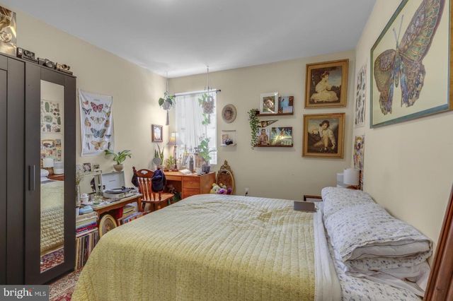 1631 W GIRARD AVE, Philadelphia, PA 19130