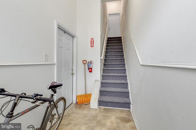 1631 W GIRARD AVE, Philadelphia, PA 19130