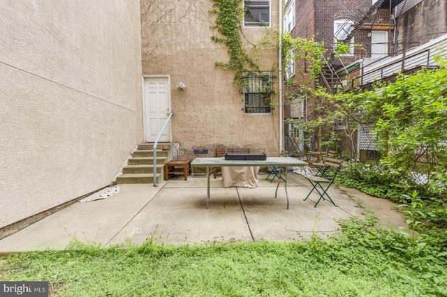 1631 W GIRARD AVE, Philadelphia, PA 19130