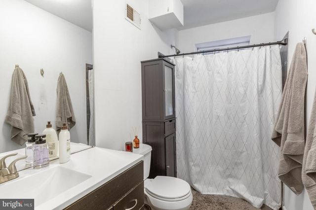 1631 W GIRARD AVE, Philadelphia, PA 19130