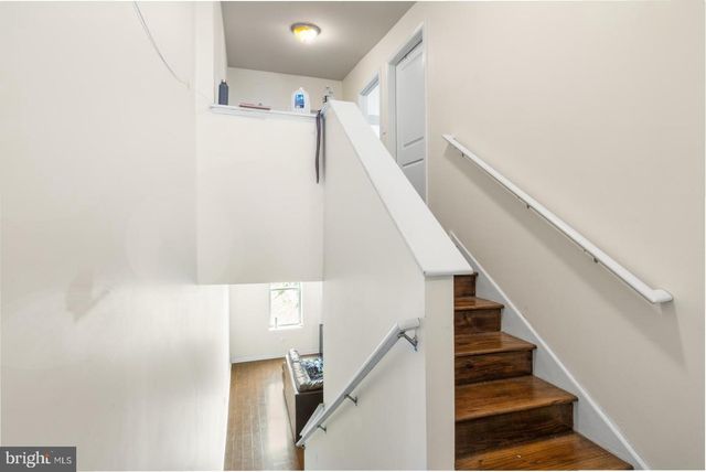 1631 W GIRARD AVE, Philadelphia, PA 19130