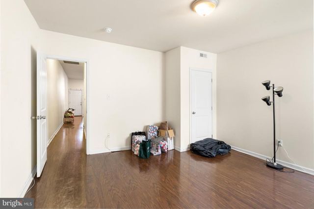 1631 W GIRARD AVE, Philadelphia, PA 19130