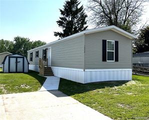 1048 Pheasant Drive, Bay City, MI 48706