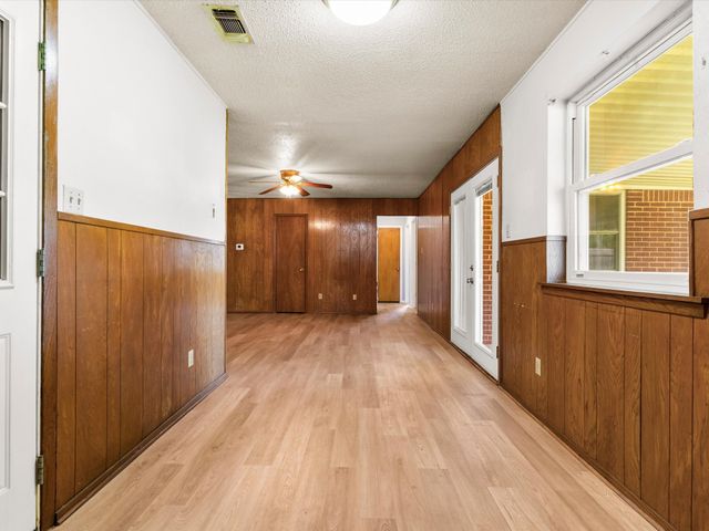 2100 SE 25th Avenue, Mineral Wells, TX 76067