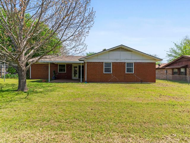 2100 SE 25th Avenue, Mineral Wells, TX 76067