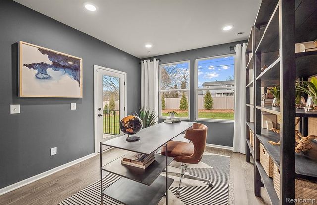 5595 Corgi Drive, Ann Arbor, MI 48108