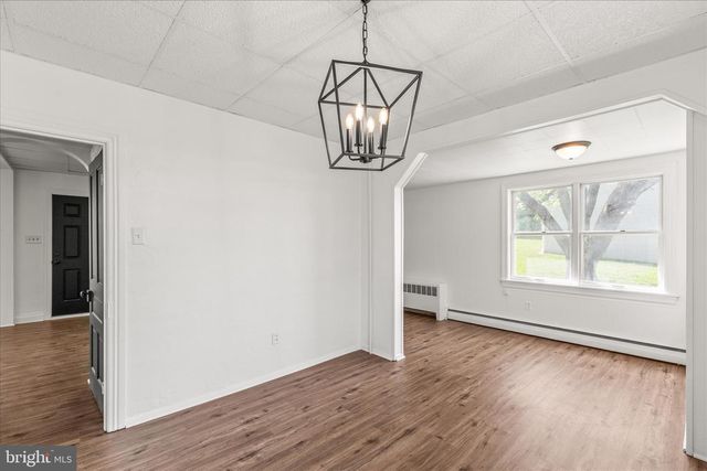 310 CLOVER LN, Hanover, PA 17331