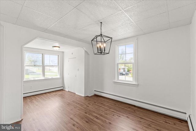 310 CLOVER LN, Hanover, PA 17331