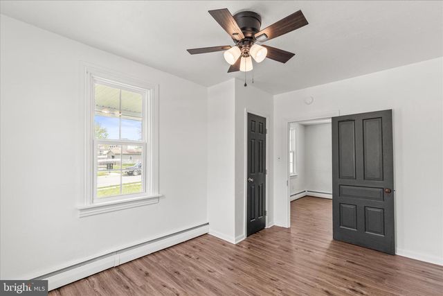 310 CLOVER LN, Hanover, PA 17331