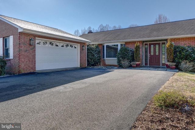 209 FAIRWAY DR, Louisa, VA 23093