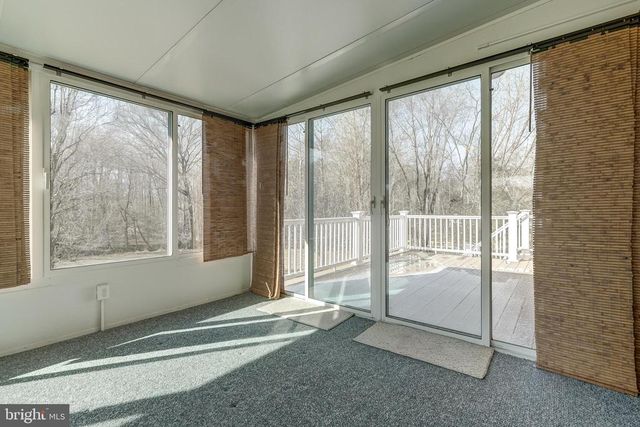 209 FAIRWAY DR, Louisa, VA 23093