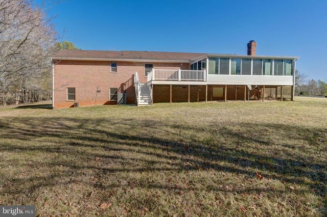 209 FAIRWAY DR, Louisa, VA 23093