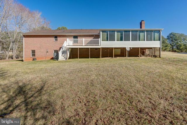 209 FAIRWAY DR, Louisa, VA 23093