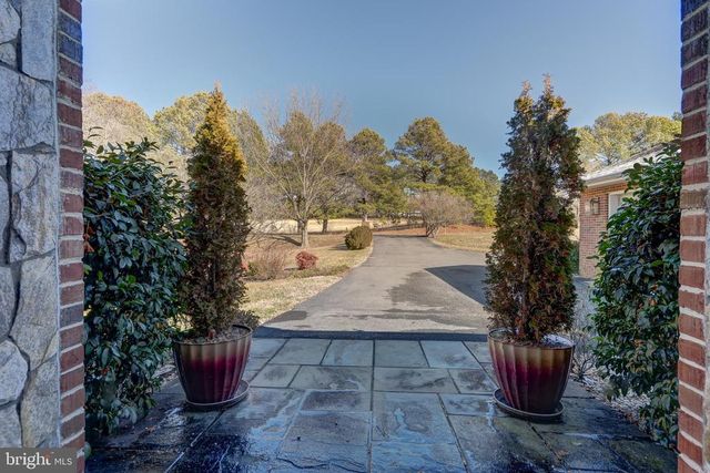 209 FAIRWAY DR, Louisa, VA 23093