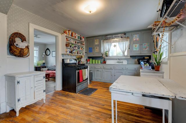408 W Maple Street, Nicholasville, KY 40356