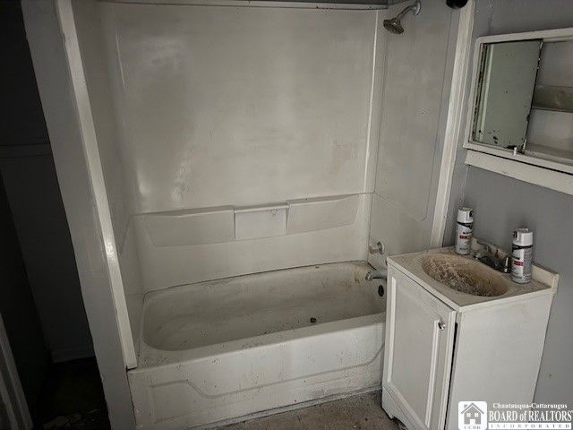 11 Bowen Street, Jamestown, NY 14701