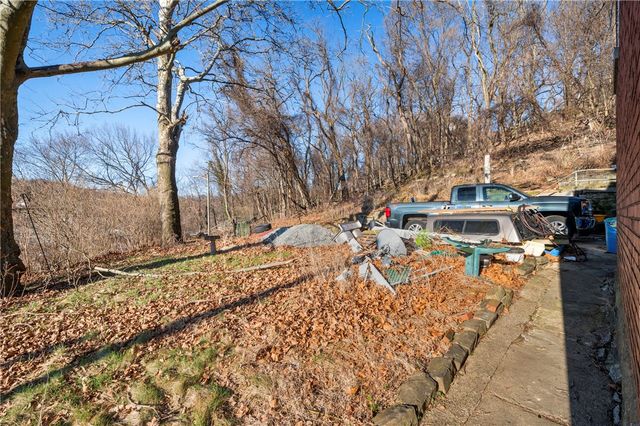 628 Haverhill St, Homewood Brushton, PA 15208