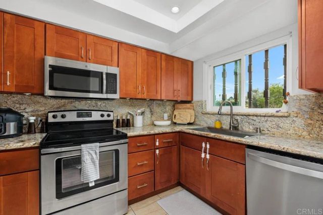 12188 Rancho Bernardo Road B, San Diego, CA 92128