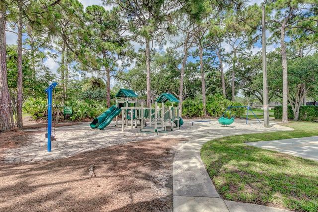 1132 11th Terrace 1132, Palm Beach Gardens, FL 33418