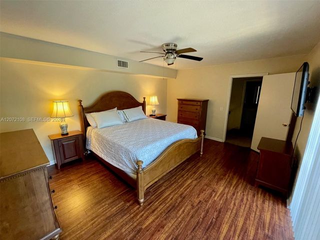 1132 11th Terrace 1132, Palm Beach Gardens, FL 33418