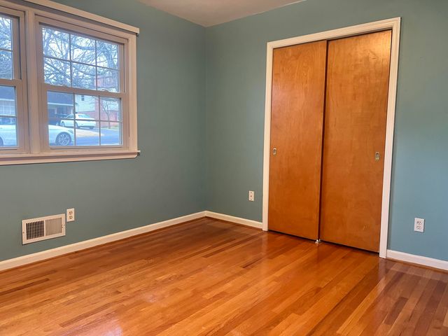 3339 Kingswood DR, Roanoke, VA 24018