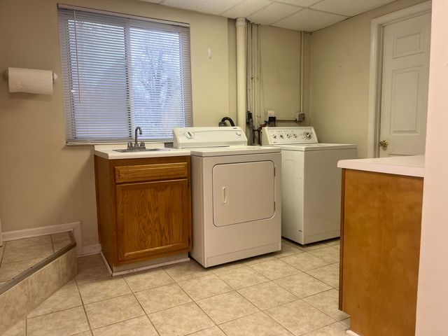 3339 Kingswood DR, Roanoke, VA 24018