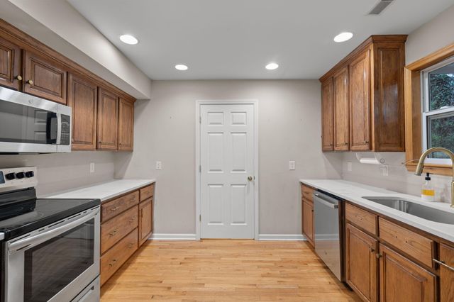 439 Town Creek Road, Benton, TN 37307