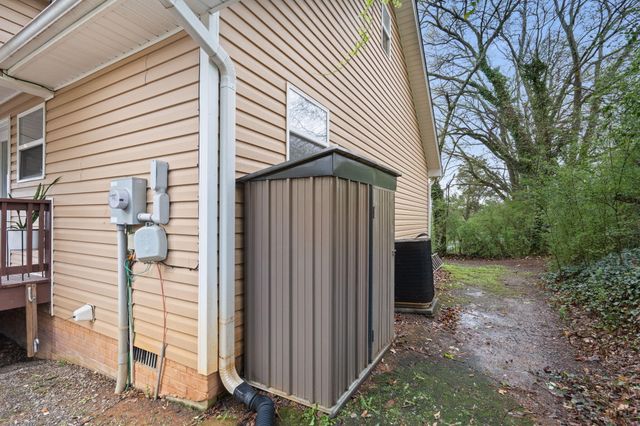 439 Town Creek Road, Benton, TN 37307