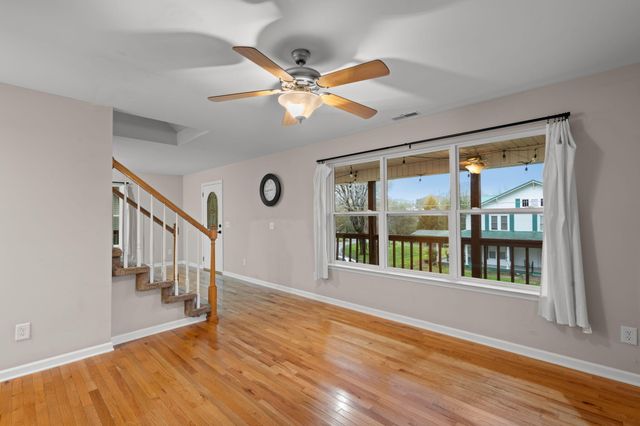 439 Town Creek Road, Benton, TN 37307