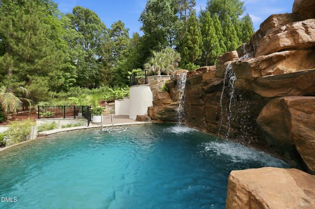 6205 Autrey Court, Raleigh, NC 27613