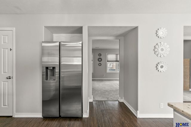 6550 Blackstone Road, Lincoln, NE 68526