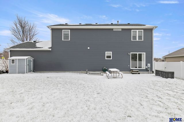 6550 Blackstone Road, Lincoln, NE 68526