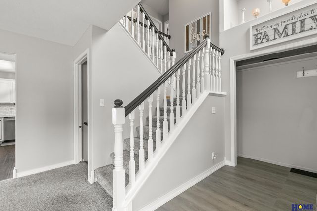 6550 Blackstone Road, Lincoln, NE 68526