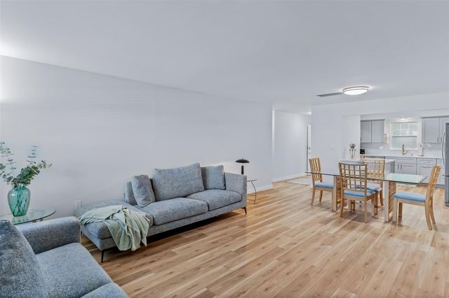 701 POINSETTIA ROAD 208, Belleair, FL 33756