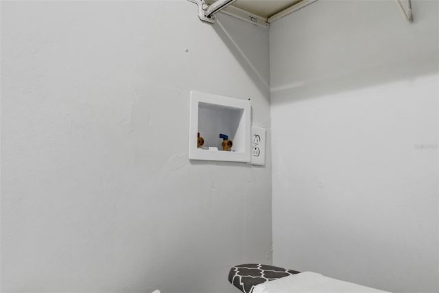 701 POINSETTIA ROAD 208, Belleair, FL 33756