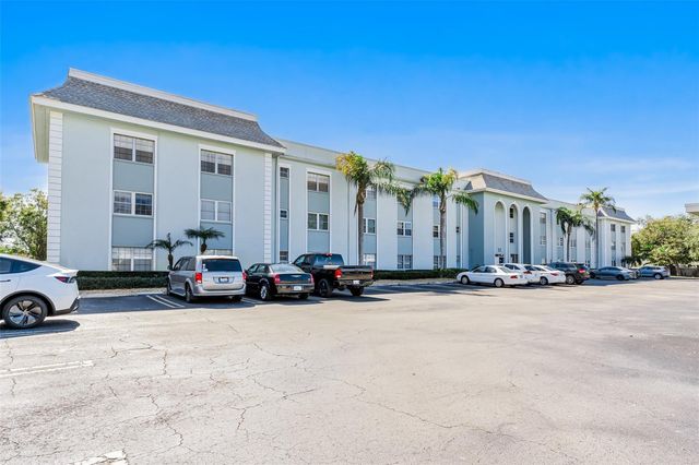 701 POINSETTIA ROAD 208, Belleair, FL 33756