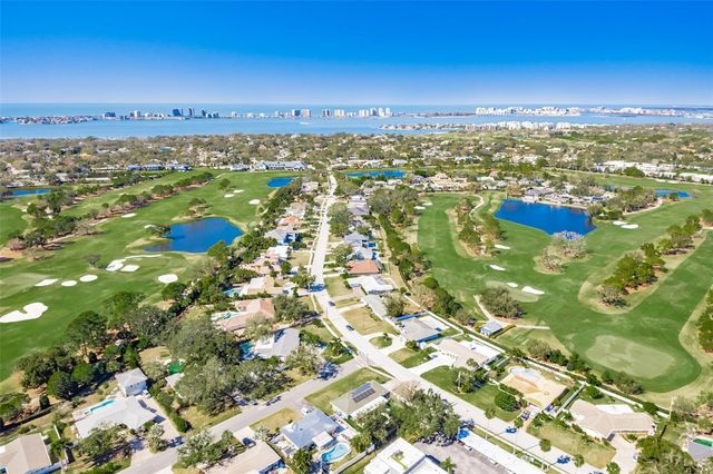 701 POINSETTIA ROAD 208, Belleair, FL 33756