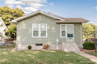 469 N 1st Street, Wood River, IL 62095
