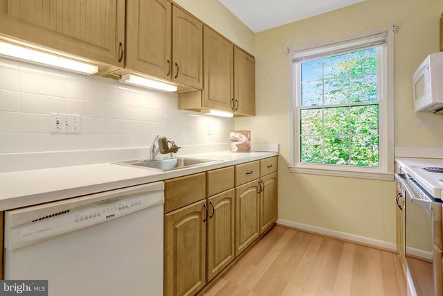 3350 CONTESSA CT, Annandale, VA 22003