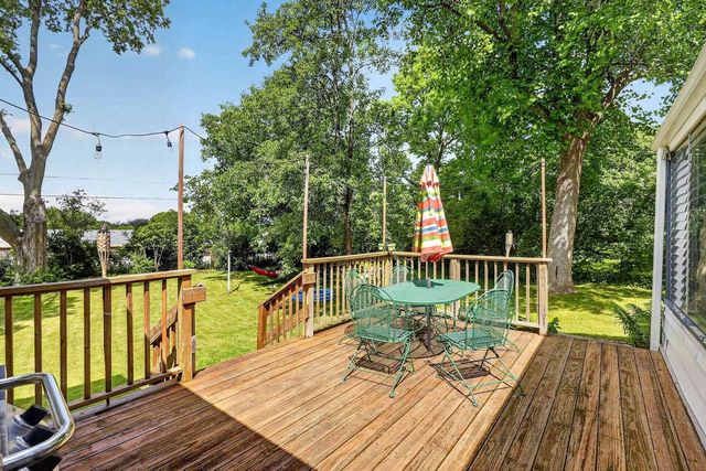 18 Ellie Circle, Madison, WI 53714