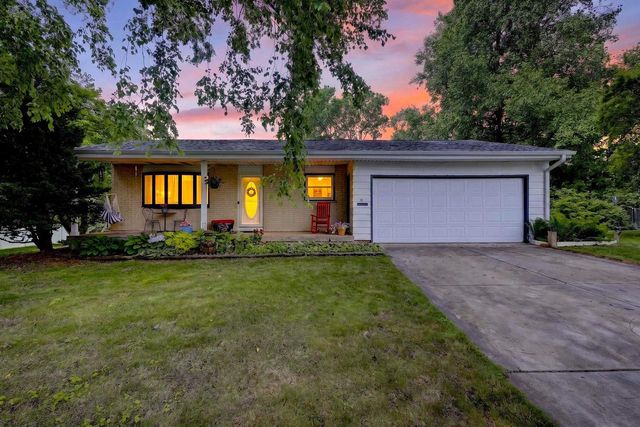 18 Ellie Circle, Madison, WI 53714