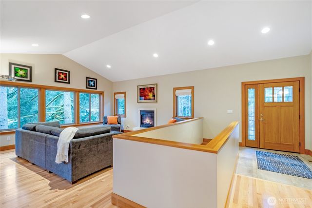 1 Rosebud Place, Bellingham, WA 98229