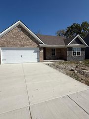 6084 Arbor Wds Way, Richmond, KY 40475