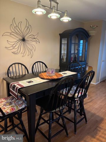 107 WHARTON RD, Mount Laurel, NJ 08054