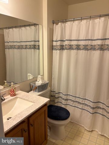 107 WHARTON RD, Mount Laurel, NJ 08054